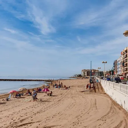 With Terrace On The Locos Appartement Torrevieja