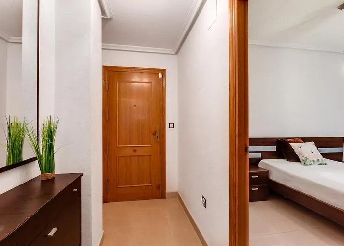 With Terrace On The Locos Appartement Torrevieja