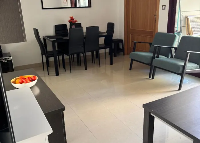 With Terrace On The Locos Appartement