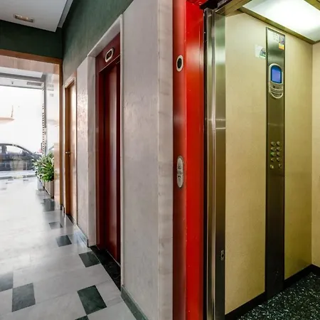 With Terrace On The Locos شقة تورّيفيِخا